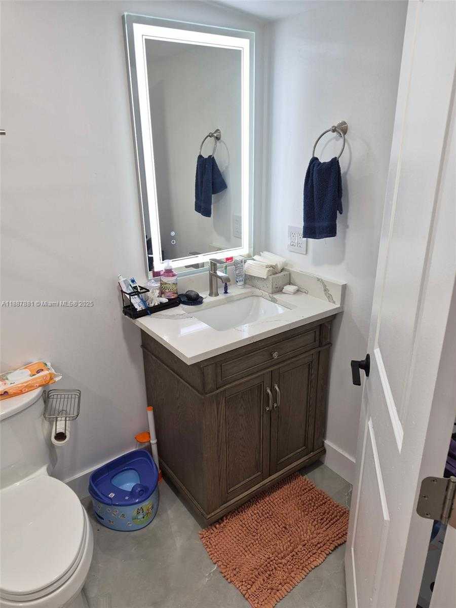 Small Image of 14500 SOUTH WEST 289TH ST, Homestead Number 7