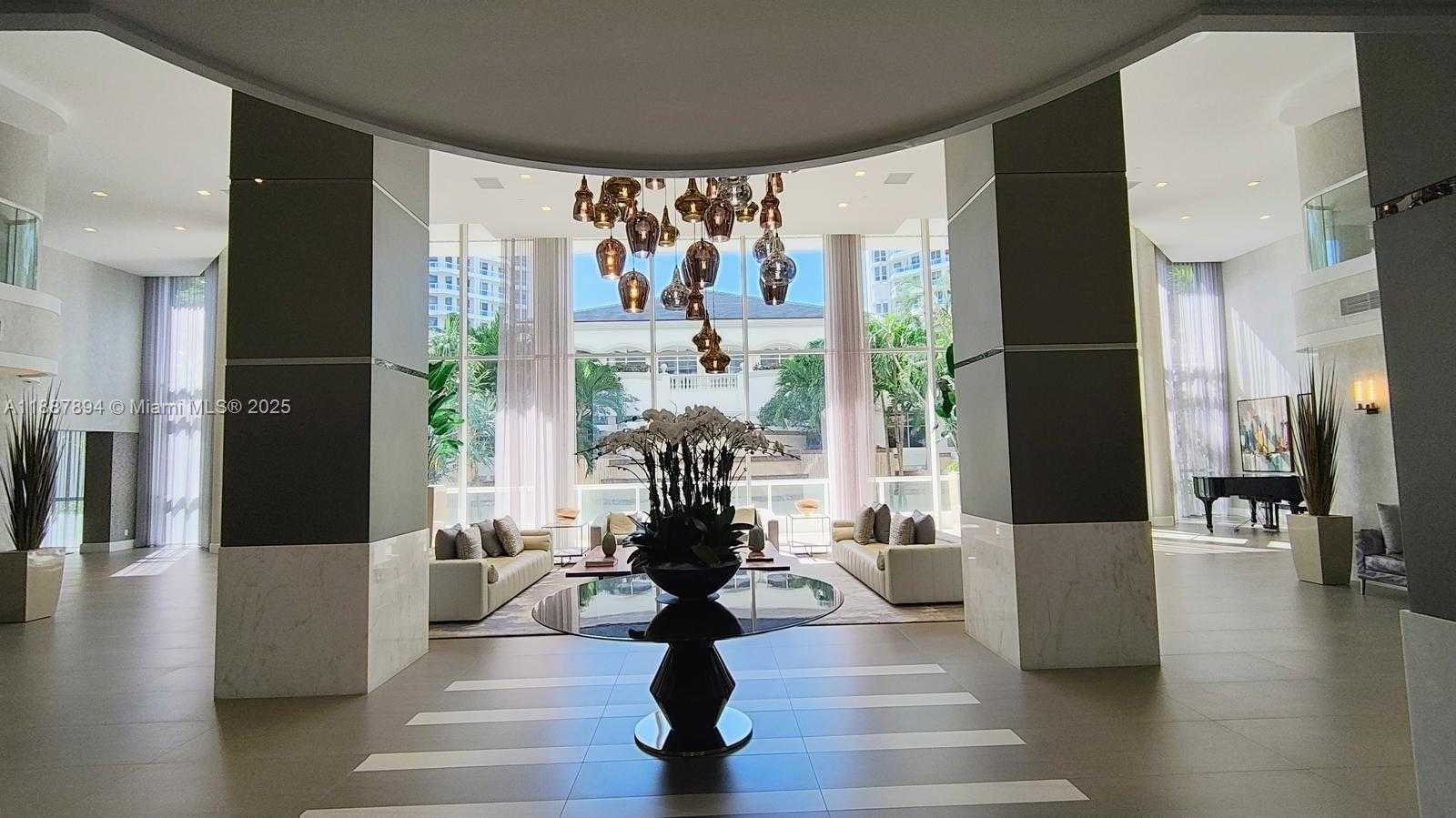 Small Image of 21150 POINT PL #1202, Aventura Number 6