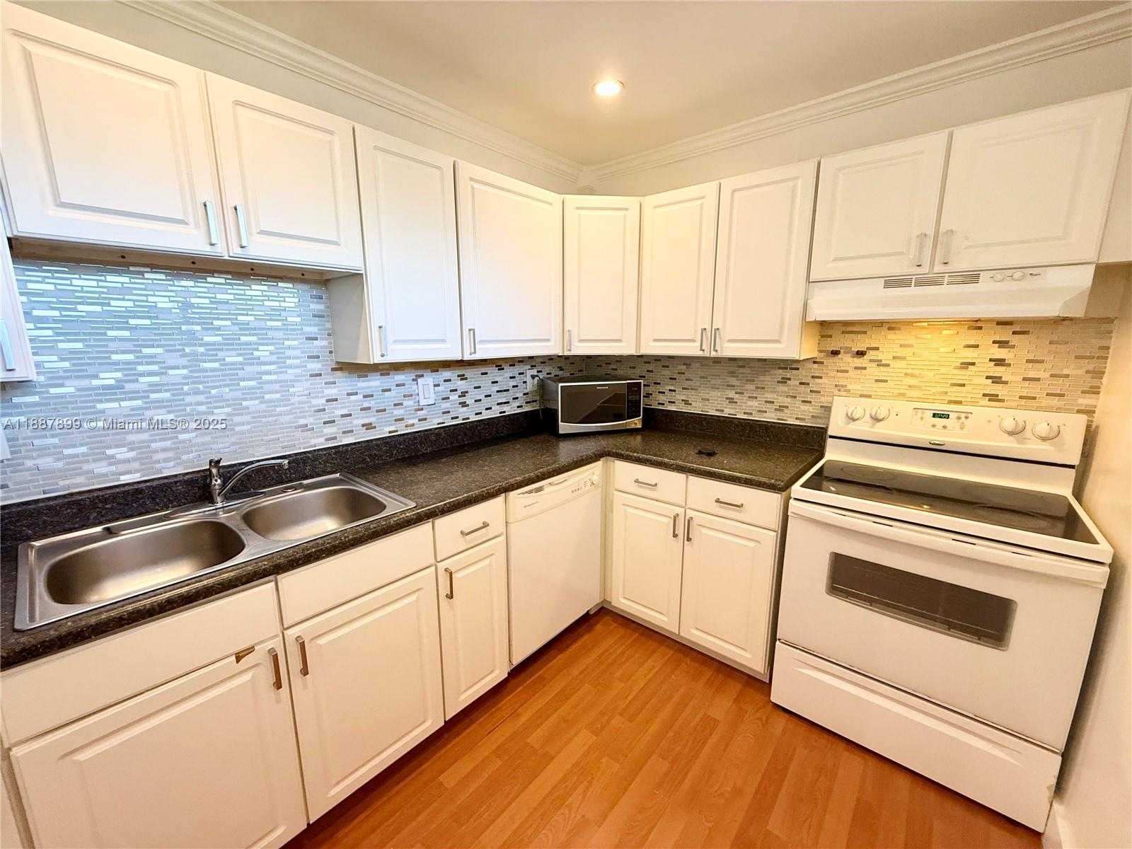 Small Image of 9301 SOUTH WEST 92ND AVE #A309, Miami Number 2