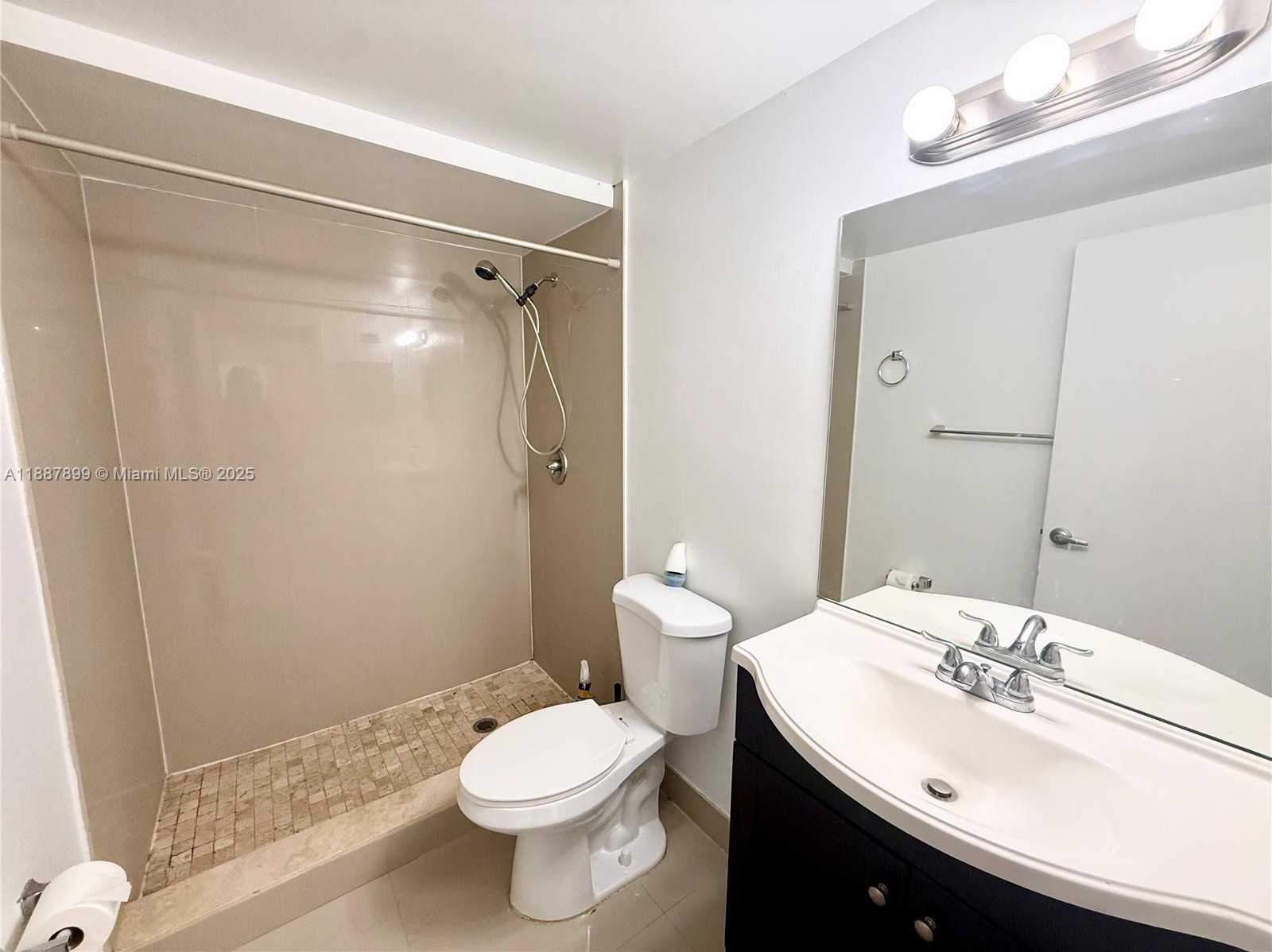 Small Image of 9301 SOUTH WEST 92ND AVE #A309, Miami Number 4