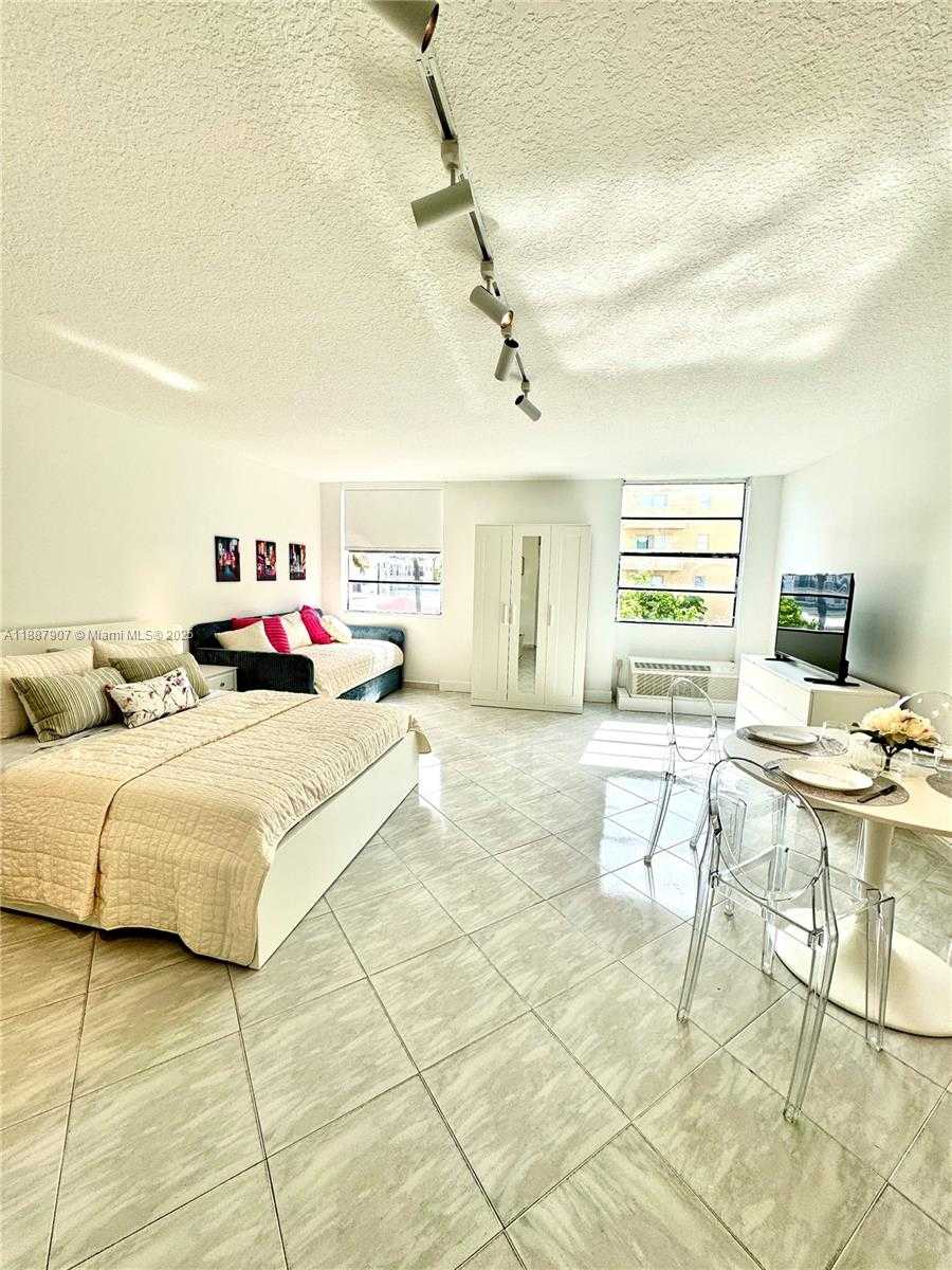 Small Image of 710 WASHINGTON AVE #407, Miami Beach Number 5