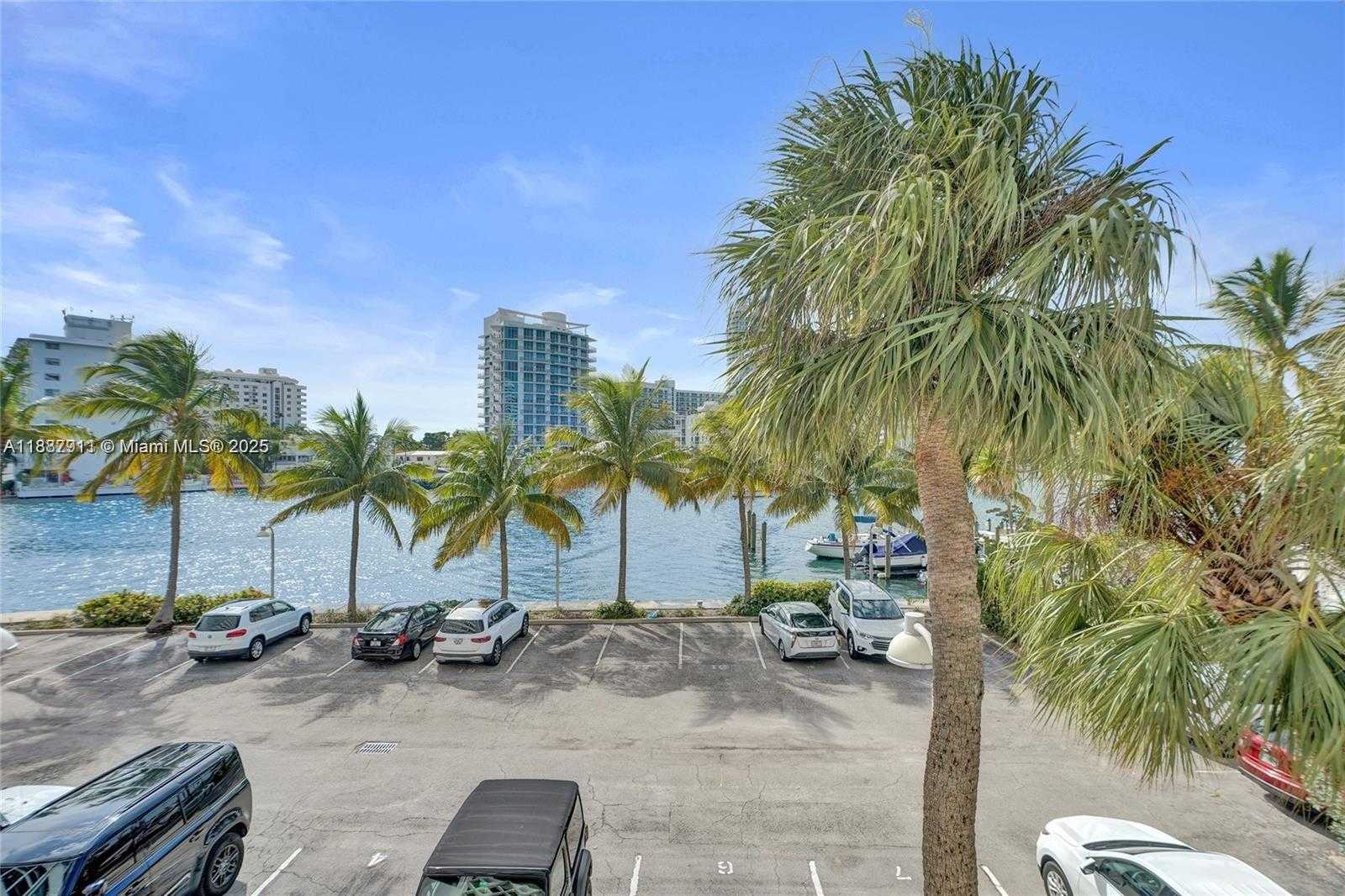 Small Image of 20 ISLAND AVE #211, Miami Beach Number 33