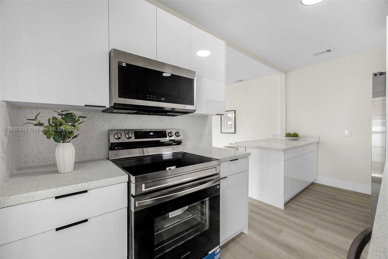 Small Image of 1232 NORTH WEST 32ND PL #1, Miami Number 17