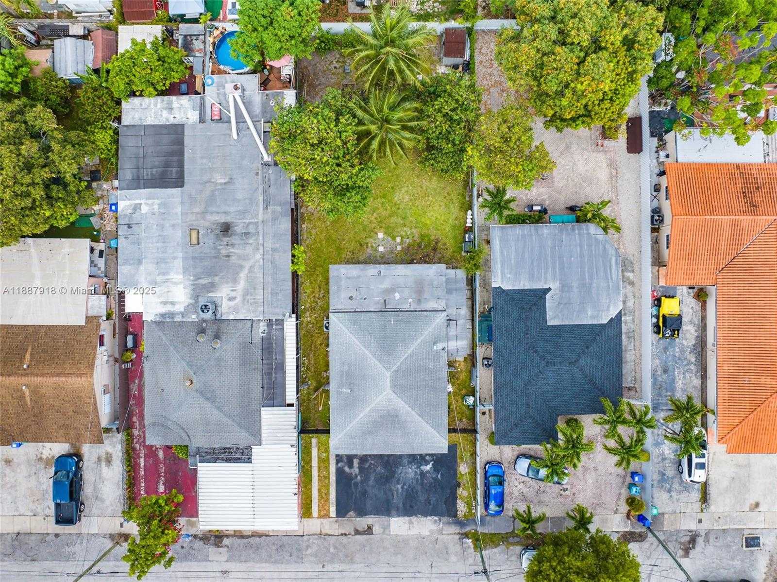 Small Image of 1232 NORTH WEST 32ND PL #1, Miami Number 30