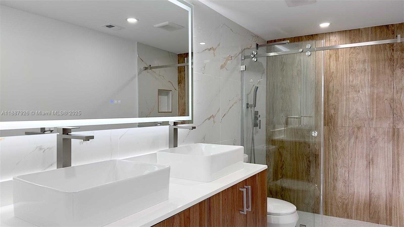 Small Image of 3301 NORTH COUNTRY CLUB DR #502, Aventura Number 16
