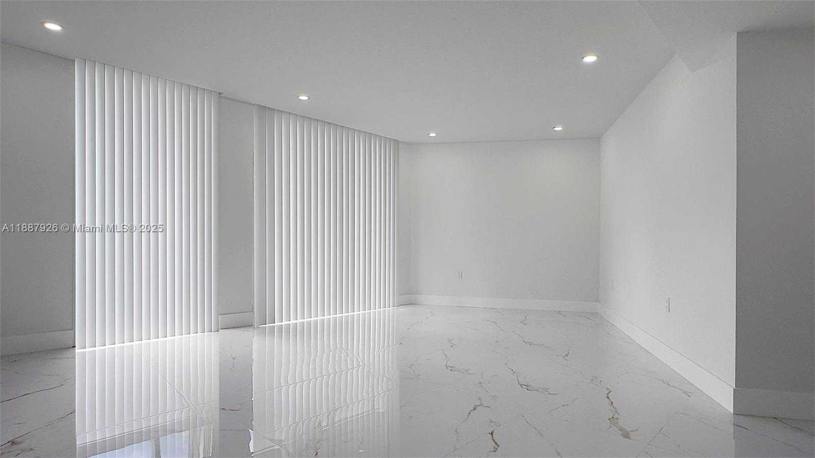 Small Image of 3301 NORTH COUNTRY CLUB DR #502, Aventura Number 7
