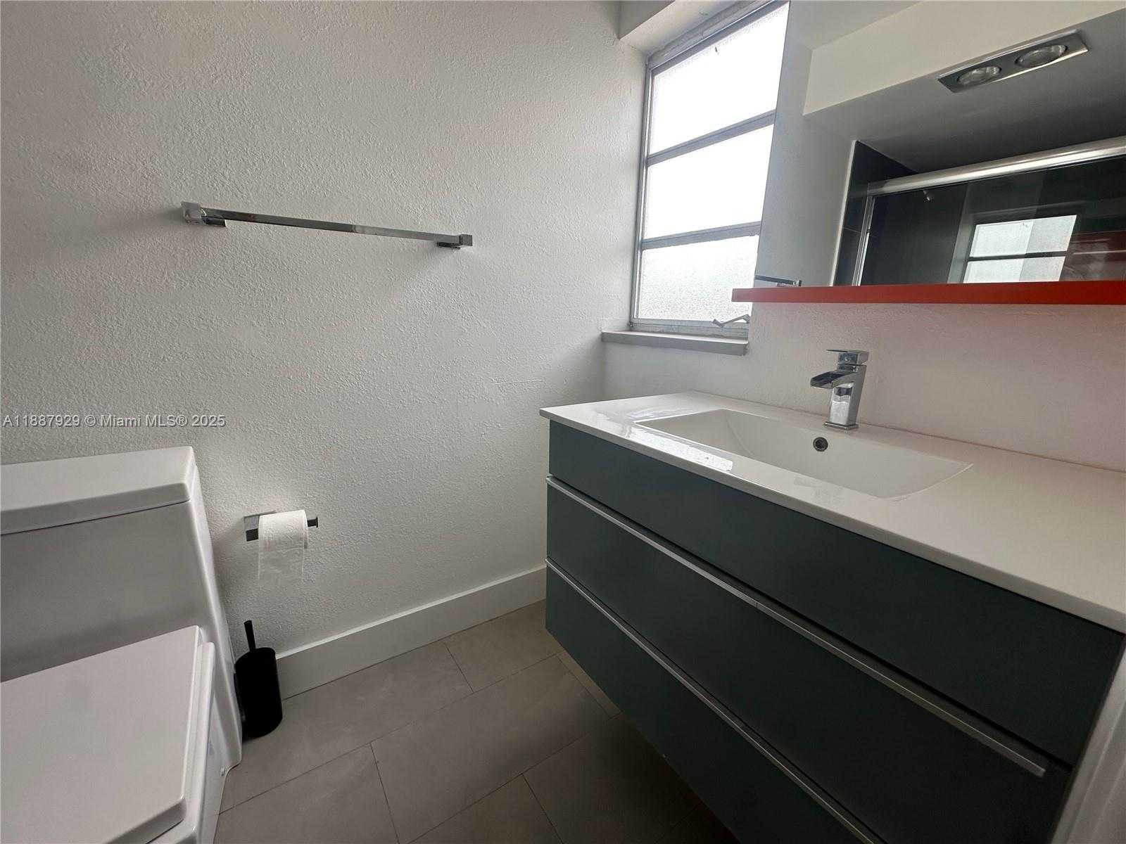 Small Image of 900 NORTH EAST 12TH AVE #501, Hallandale Beach Number 14