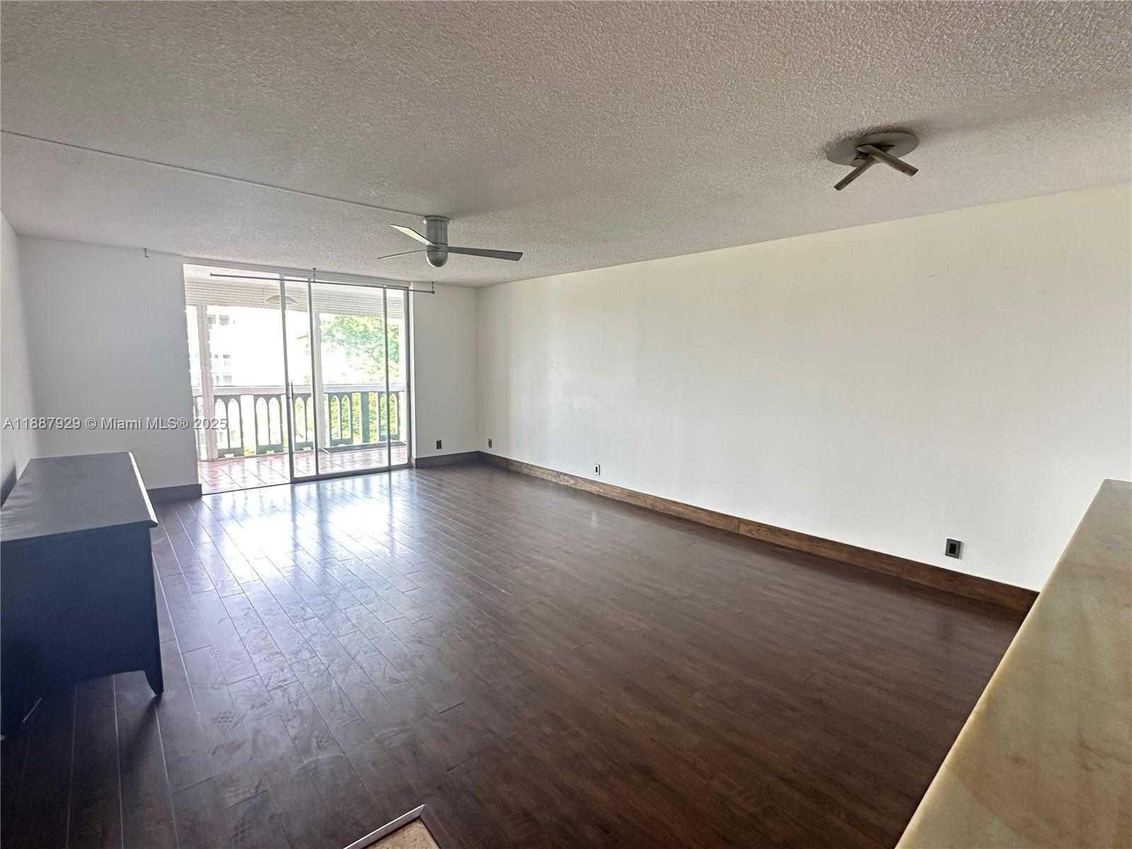 Small Image of 900 NORTH EAST 12TH AVE #501, Hallandale Beach Number 5