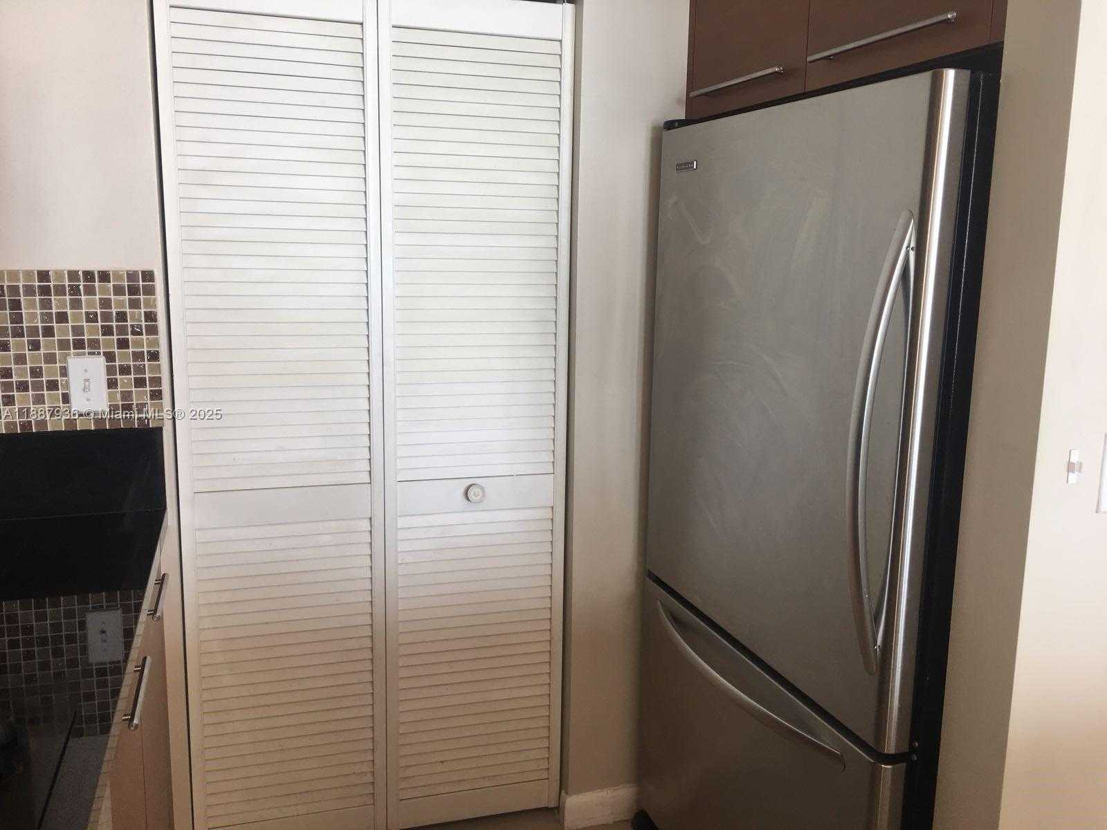 Small Image of 253 NORTH EAST 2ND ST #1504, Miami Number 10