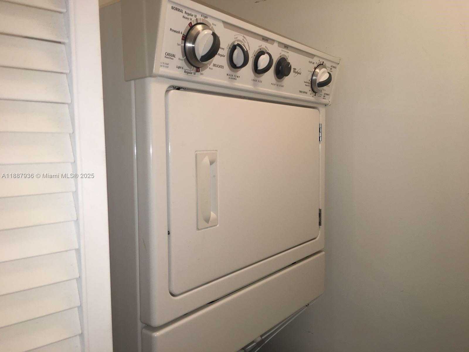 Small Image of 253 NORTH EAST 2ND ST #1504, Miami Number 12