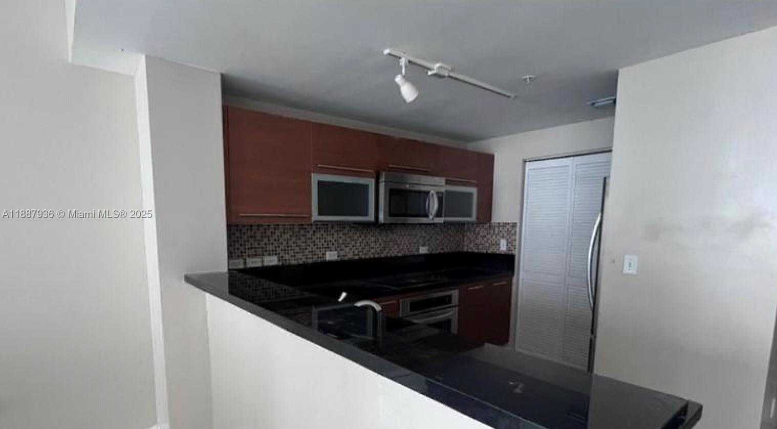 Small Image of 253 NORTH EAST 2ND ST #1504, Miami Number 6
