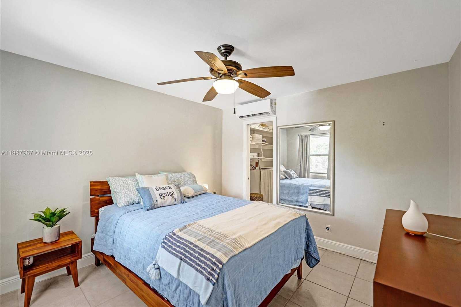 Small Image of 343 PALM ST #3, Hollywood Number 10