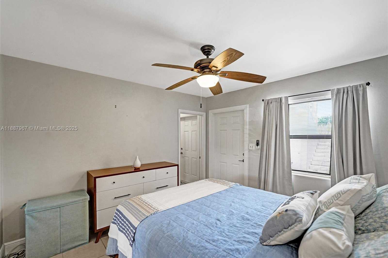 Small Image of 343 PALM ST #3, Hollywood Number 13