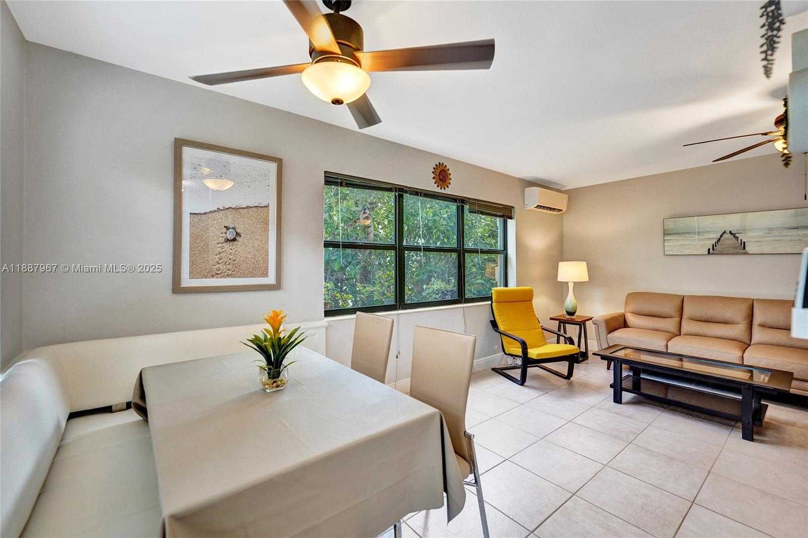 Small Image of 343 PALM ST #3, Hollywood Number 32