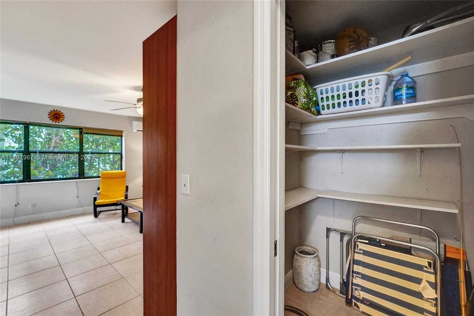 Small Image of 343 PALM ST #3, Hollywood Number 43