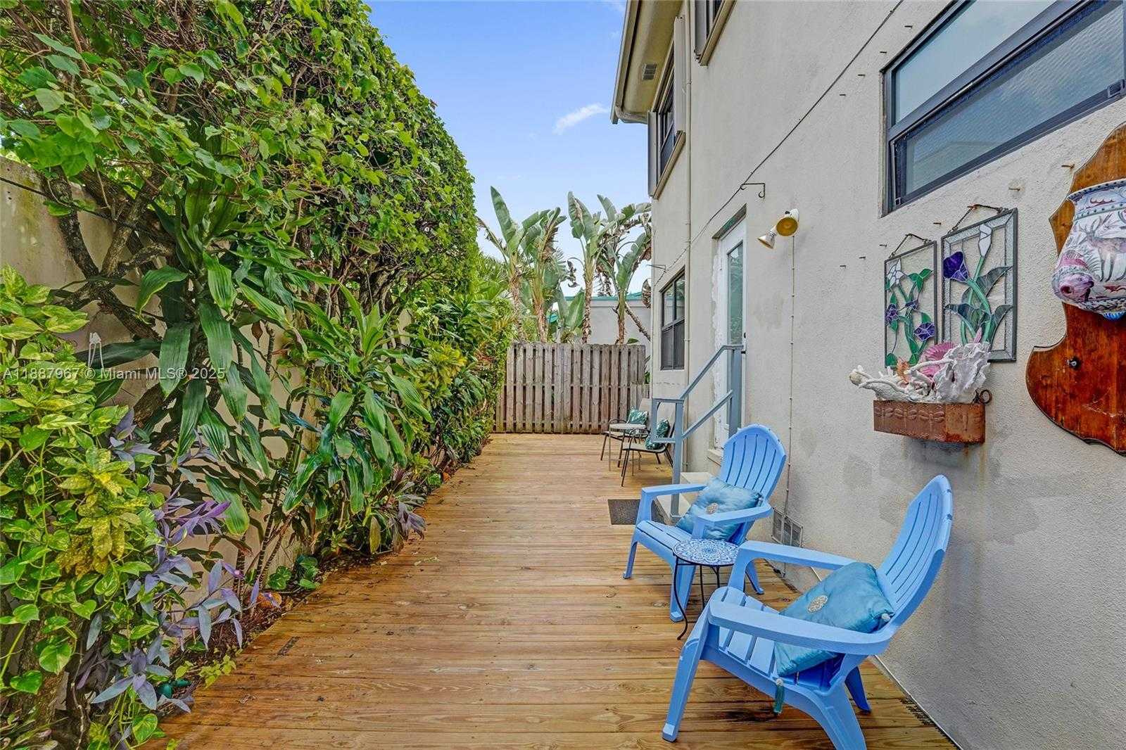 Small Image of 343 PALM ST #3, Hollywood Number 55