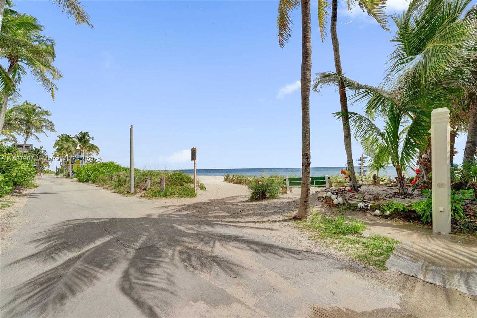 Small Image of 343 PALM ST #3, Hollywood Number 59