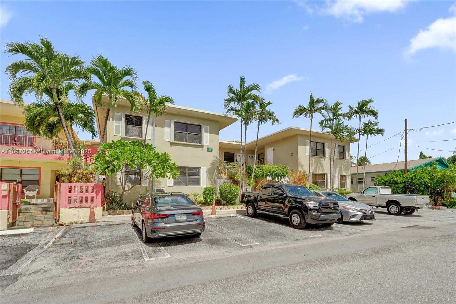 Small Image of 343 PALM ST #3, Hollywood Number 65