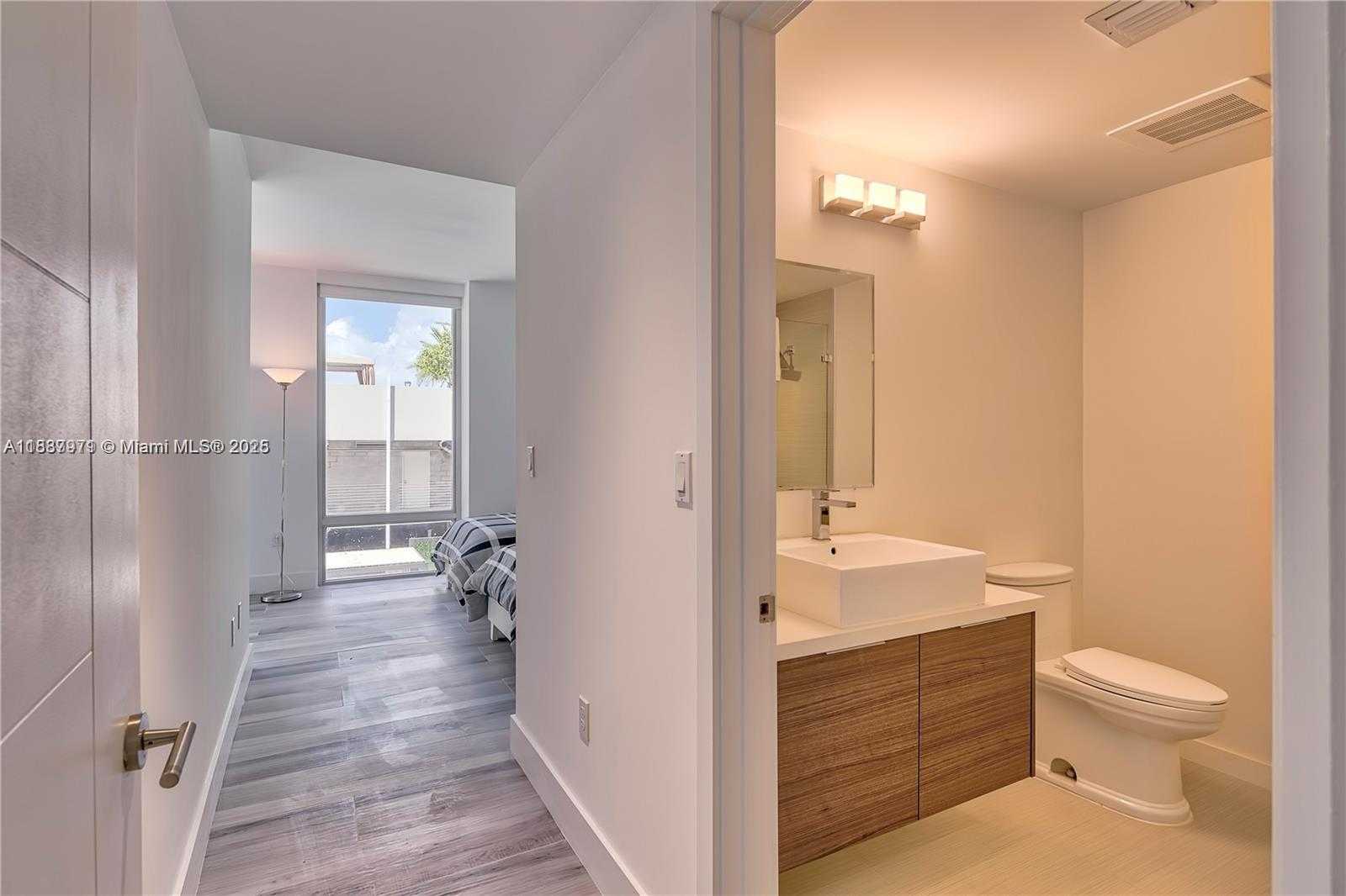 Small Image of 1010 SOUTH WEST 2ND AVE #609, Miami Number 14