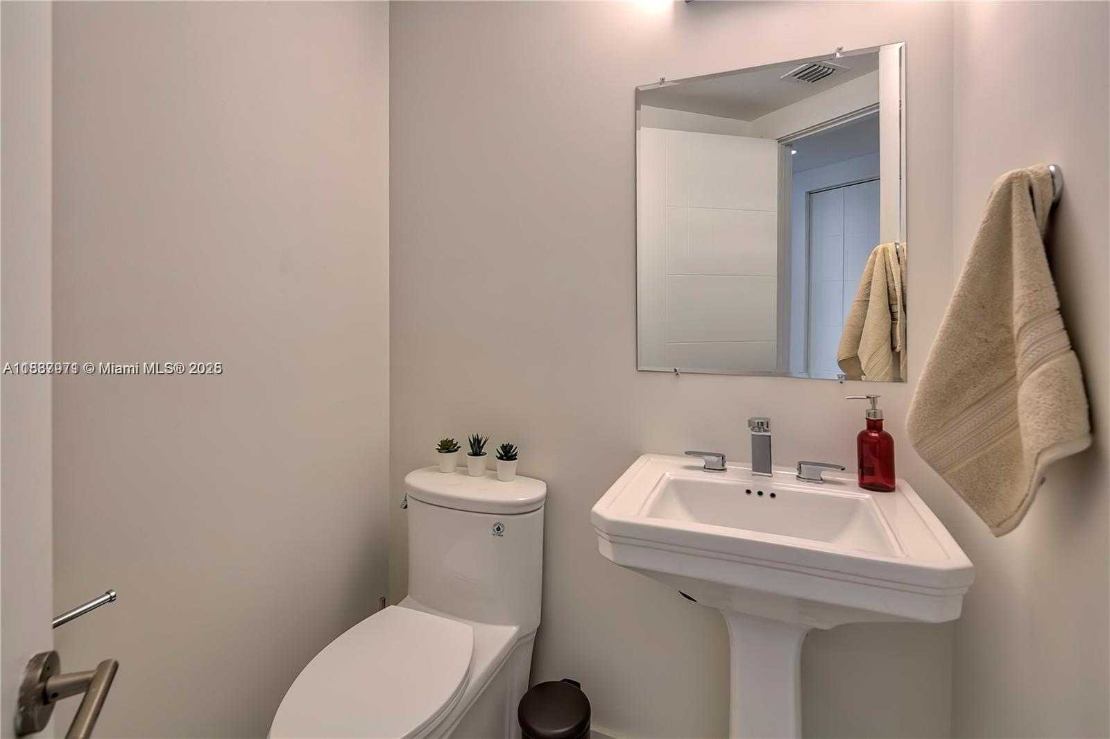 Small Image of 1010 SOUTH WEST 2ND AVE #609, Miami Number 16