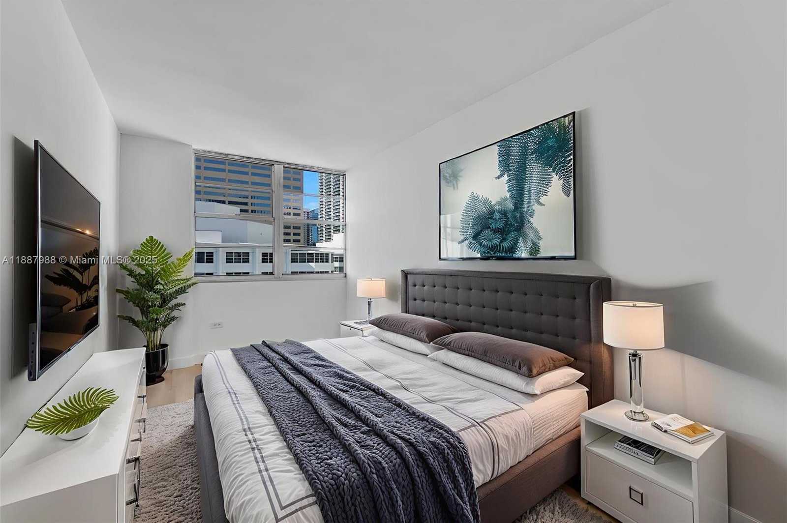 Small Image of 801 BRICKELL BAY DR #2066, Miami Number 14