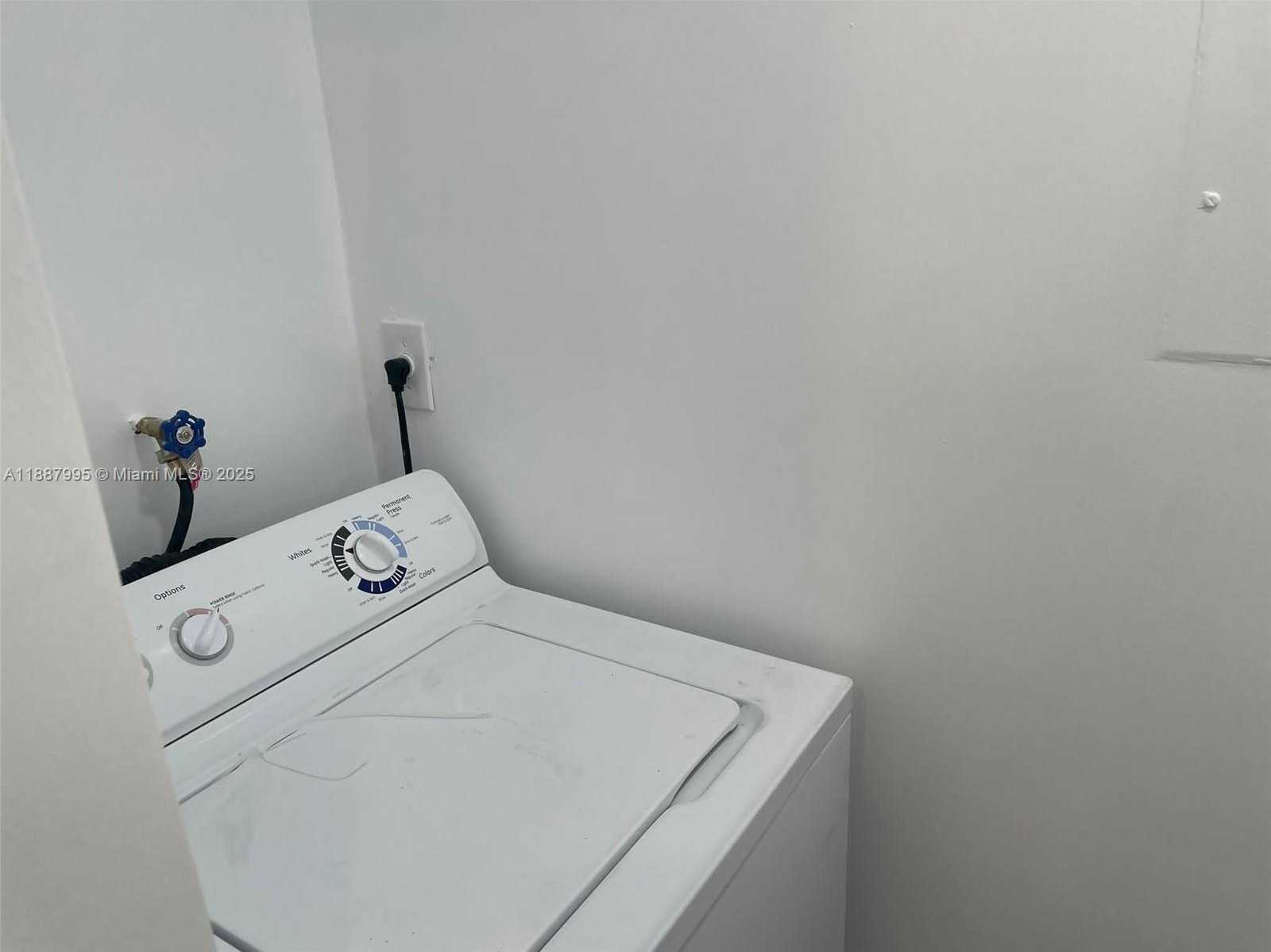 Small Image of 6275 SOUTH WEST 130TH AVE #803, Miami Number 4