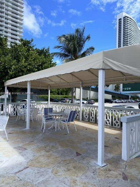 Small Image of 1801 SOUTH OCEAN DR #541, Hallandale Beach Number 11