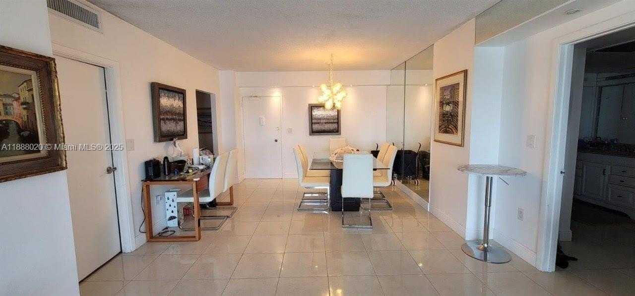 Small Image of 500 BAYVIEW DR #1230, Sunny Isles Beach Number 8