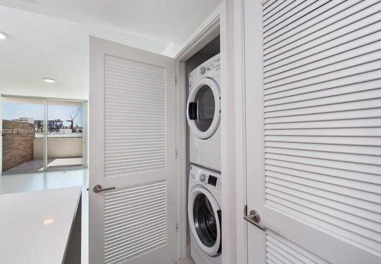 Small Image of 1201 20TH ST #312, Miami Beach Number 17