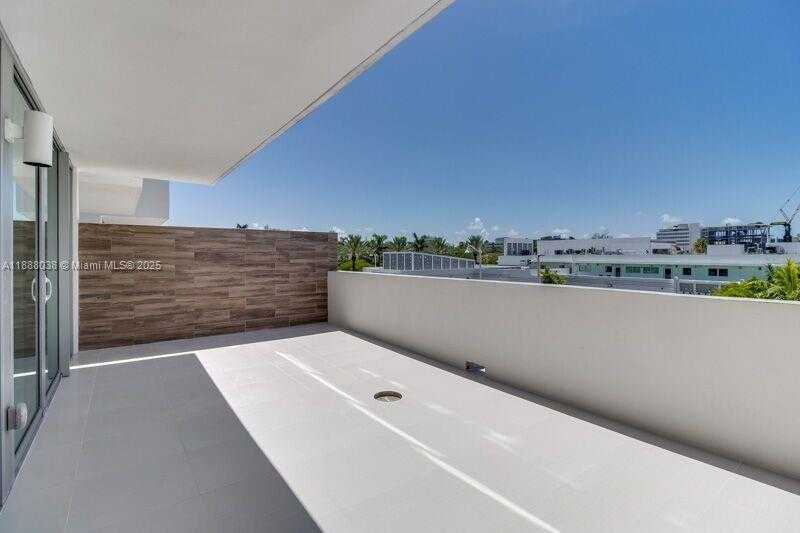 Small Image of 1201 20TH ST #312, Miami Beach Number 25