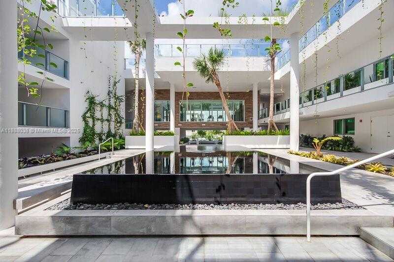 Small Image of 1201 20TH ST #312, Miami Beach Number 3