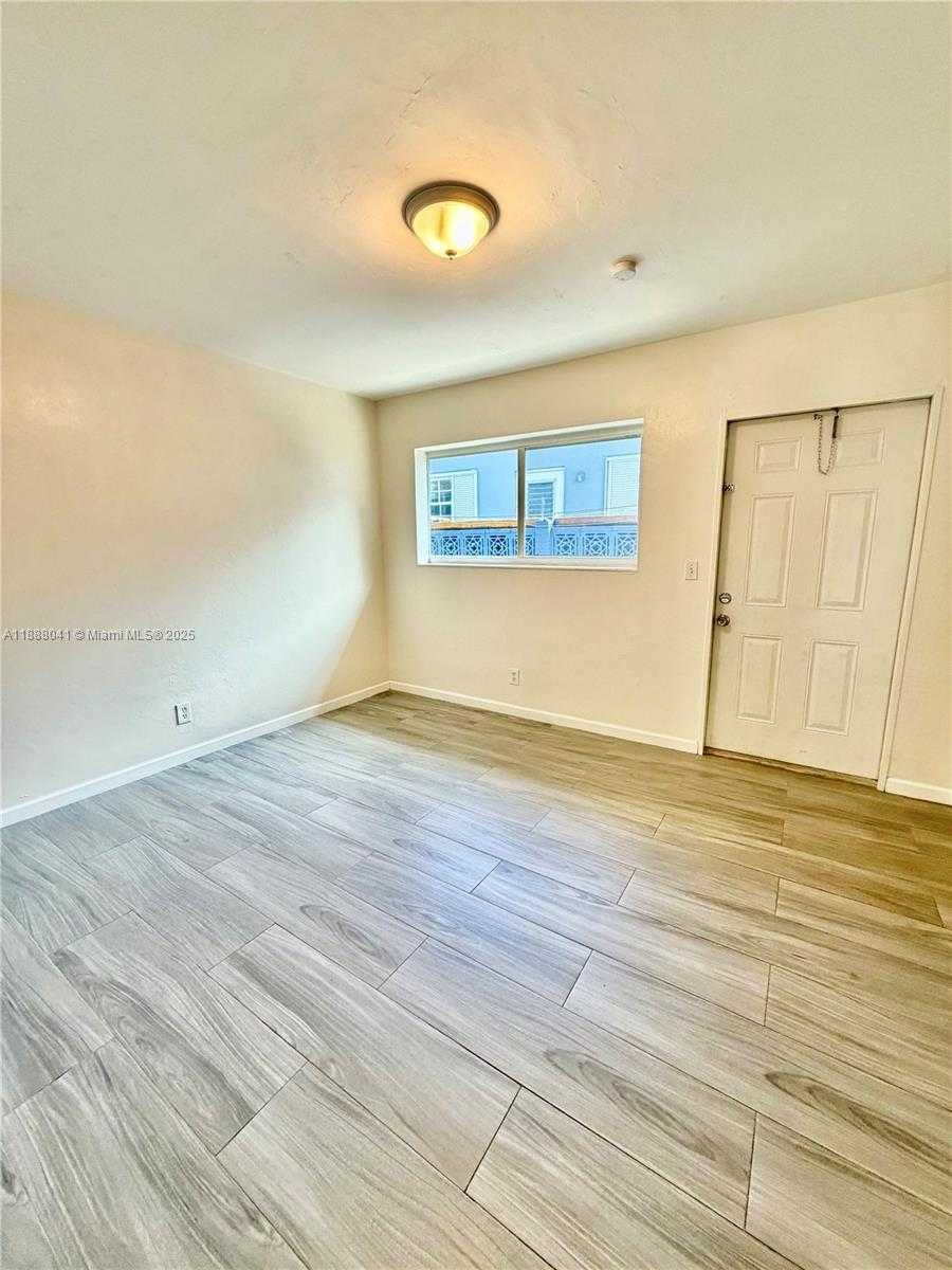 Small Image of 1821 NORTH 17TH CT #27, Hollywood Number 16
