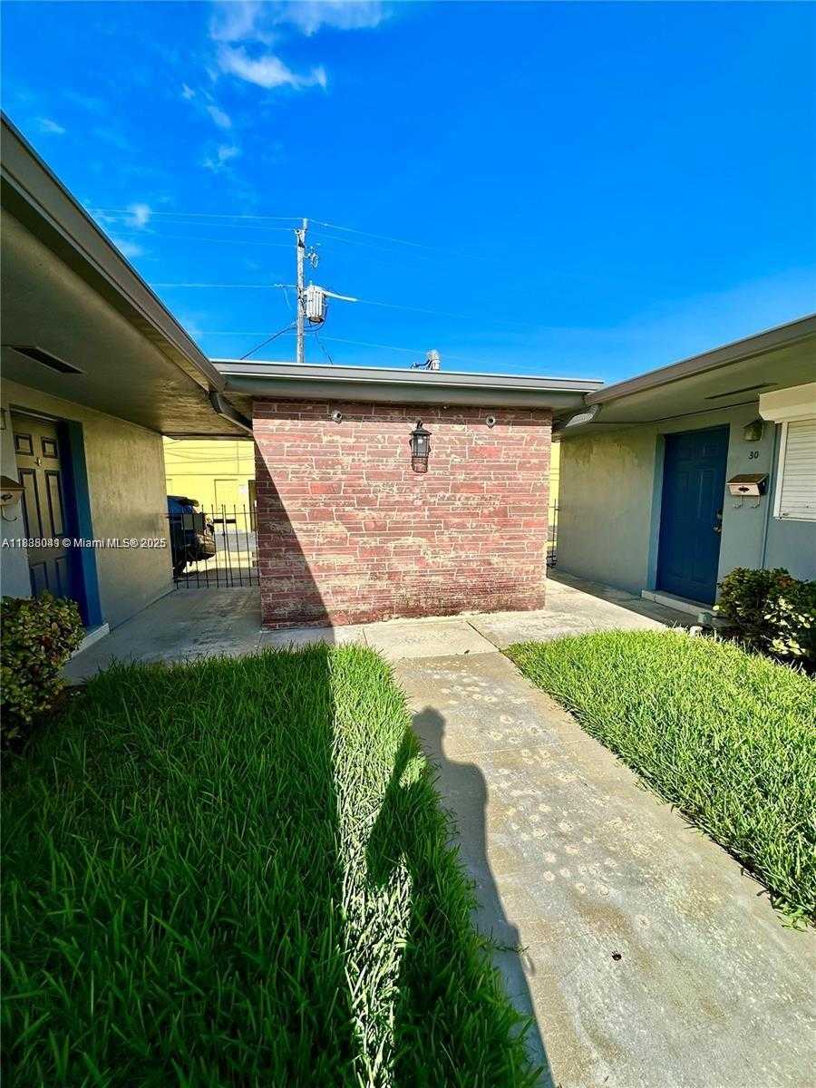 Small Image of 1821 NORTH 17TH CT #27, Hollywood Number 20