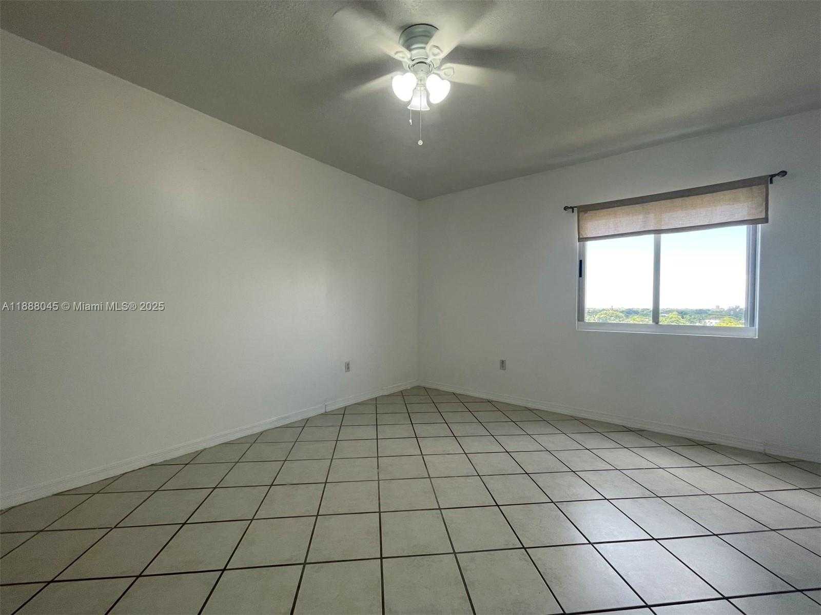 Small Image of 3500 CORAL WAY #813, Miami Number 16