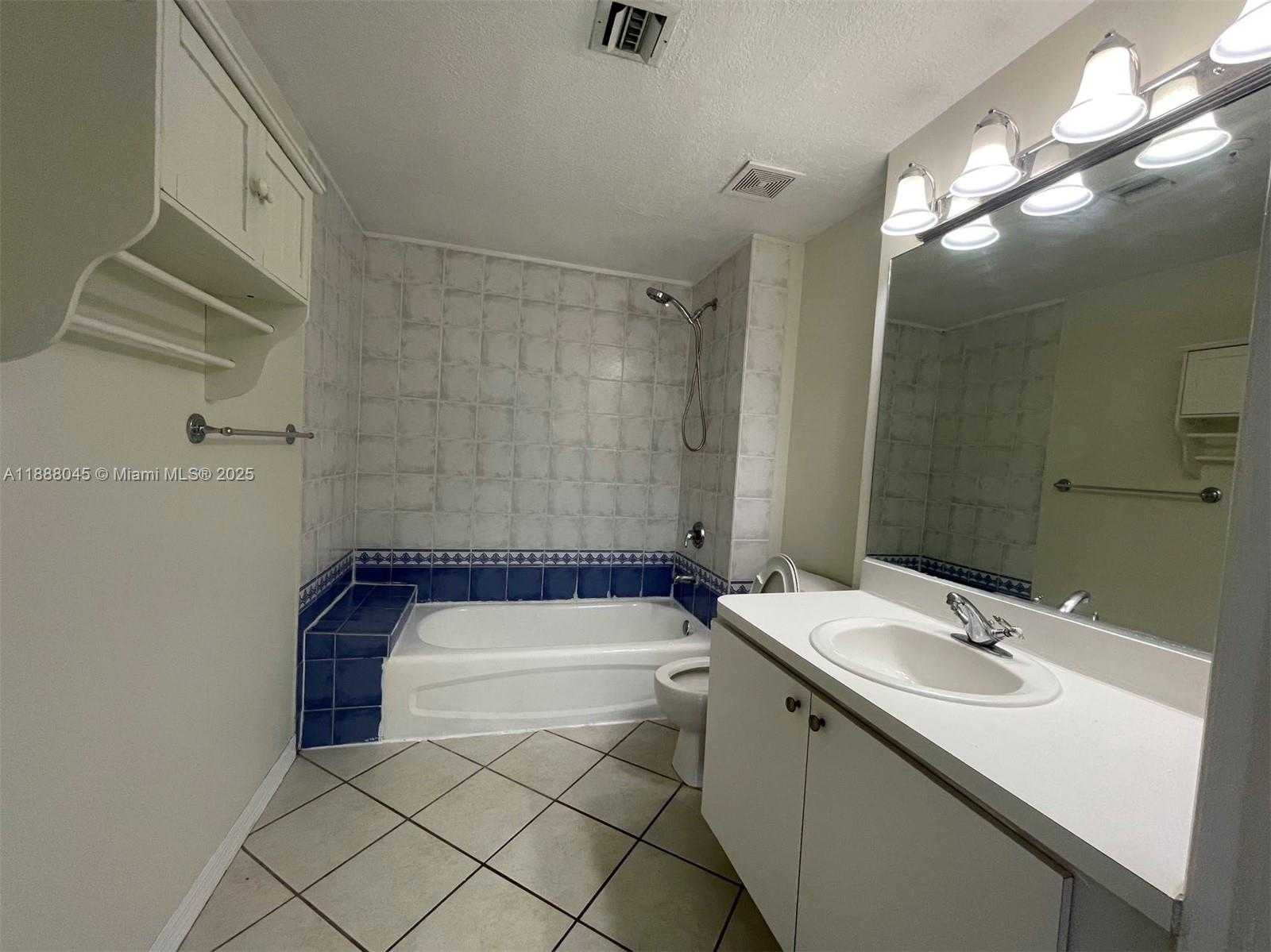 Small Image of 3500 CORAL WAY #813, Miami Number 22