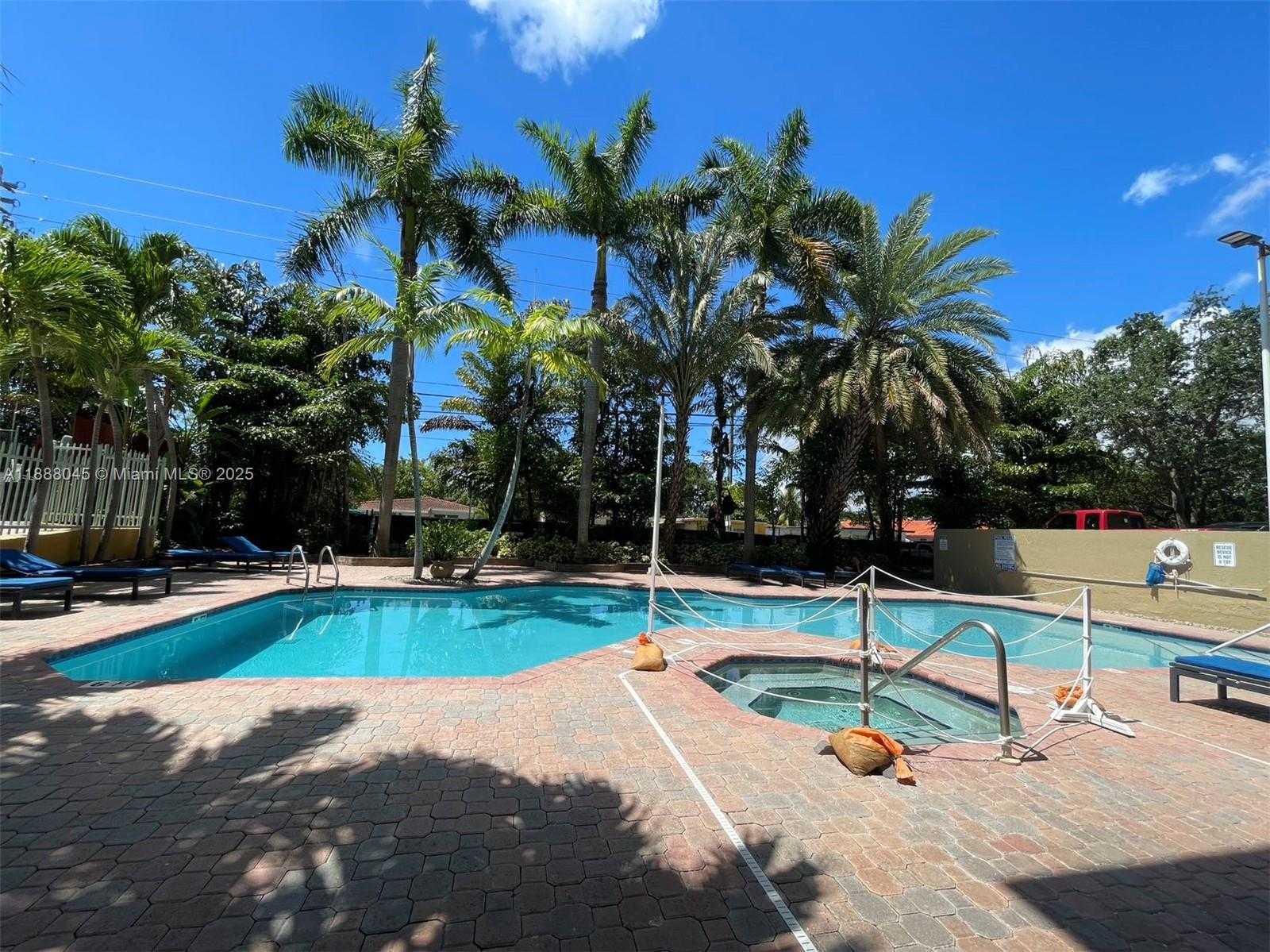 Small Image of 3500 CORAL WAY #813, Miami Number 31