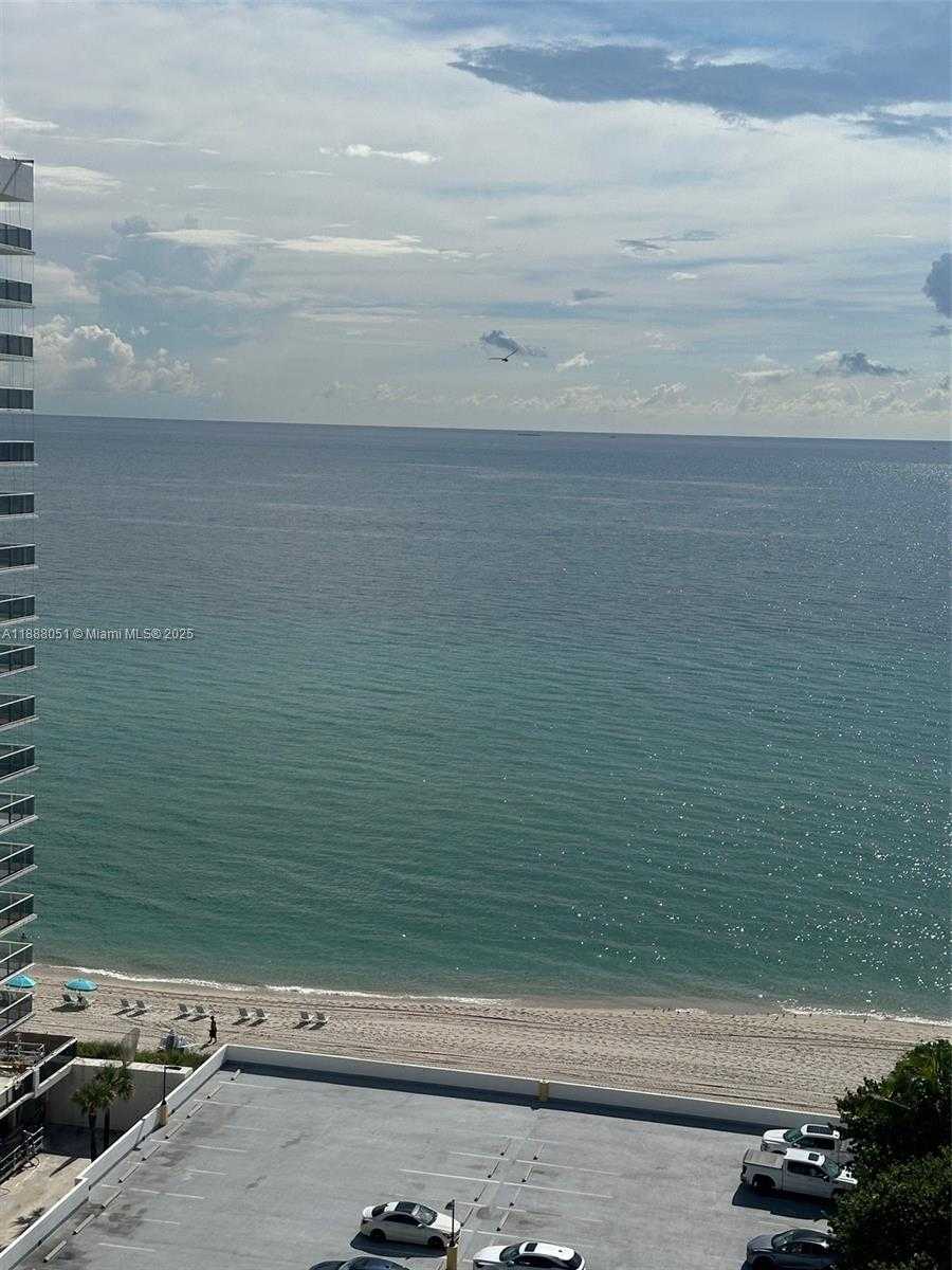 Small Image of 3001 SOUTH OCEAN DR #1549, Hollywood Number 2