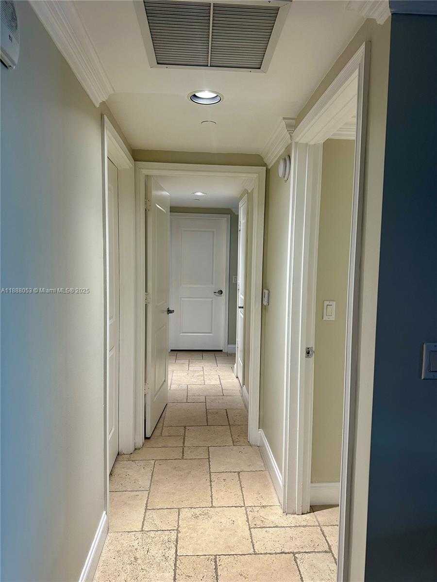 Small Image of 3101 SOUTH OCEAN DR #1904, Hollywood Number 16