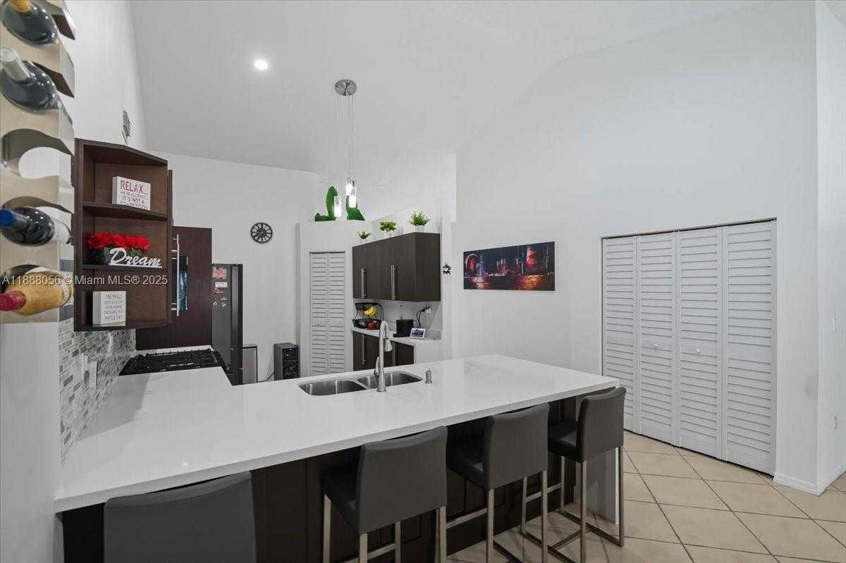 Small Image of 18775 NORTH WEST 80TH AVE #18775, Hialeah Number 20