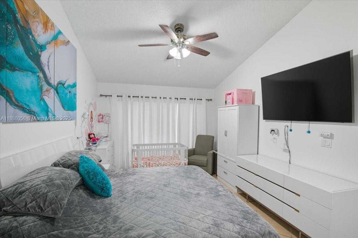 Small Image of 18775 NORTH WEST 80TH AVE #18775, Hialeah Number 24
