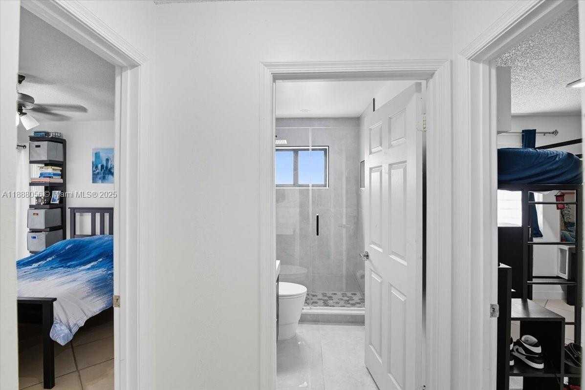 Small Image of 18775 NORTH WEST 80TH AVE #18775, Hialeah Number 31