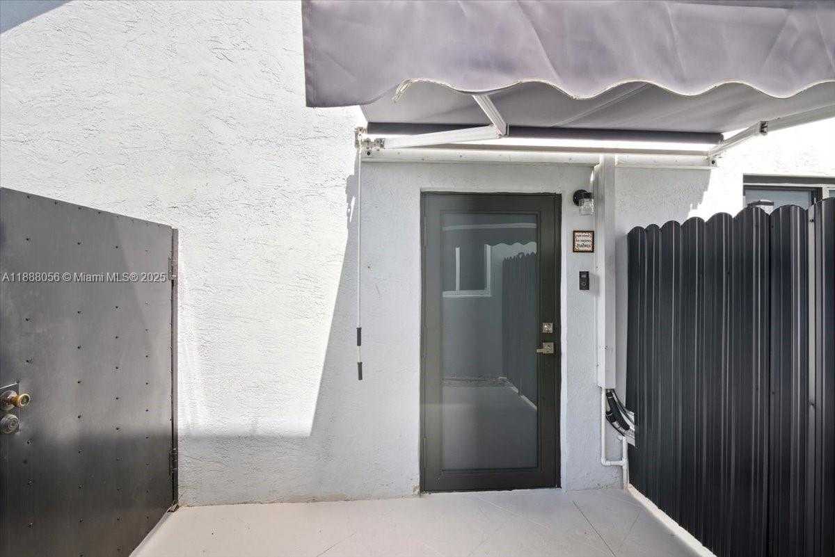 Small Image of 18775 NORTH WEST 80TH AVE #18775, Hialeah Number 51