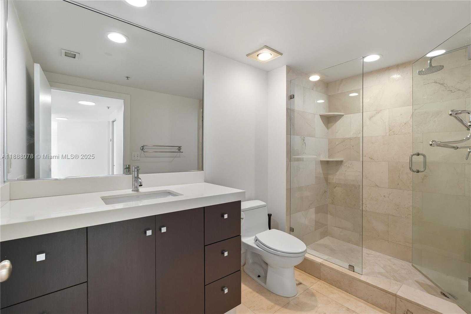 Small Image of 2000 NORTH BAYSHORE DR #1410, Miami Number 10