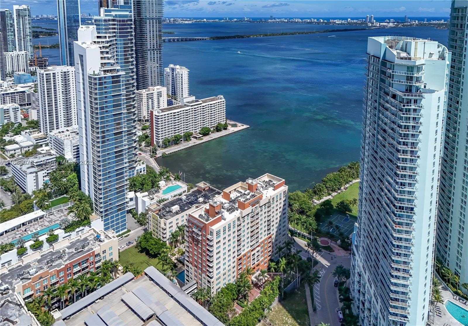 Small Image of 2000 NORTH BAYSHORE DR #1410, Miami Number 13