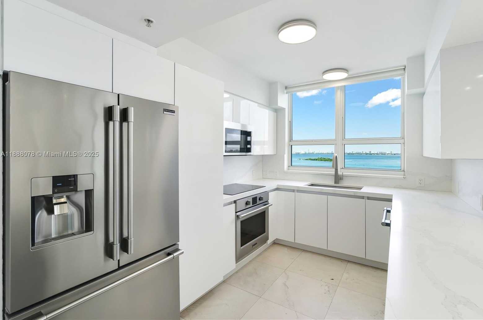 Small Image of 2000 NORTH BAYSHORE DR #1410, Miami Number 5