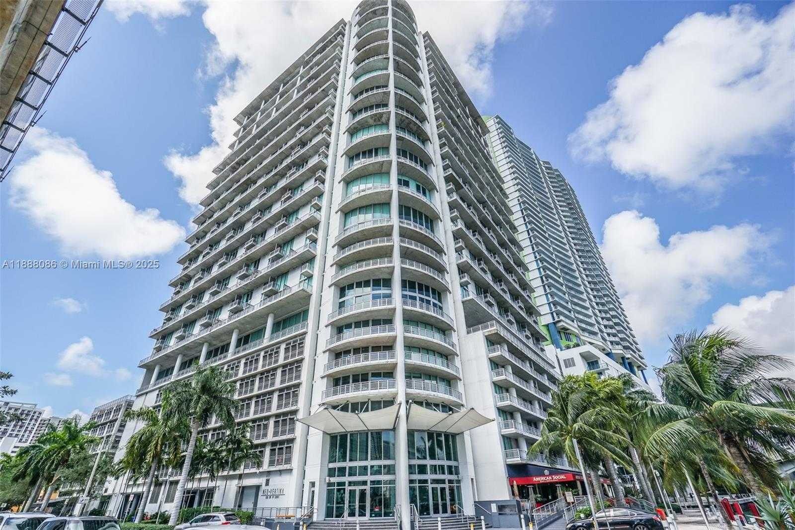 Small Image of 690 SOUTH WEST 1ST CT #1828, Miami Number 2