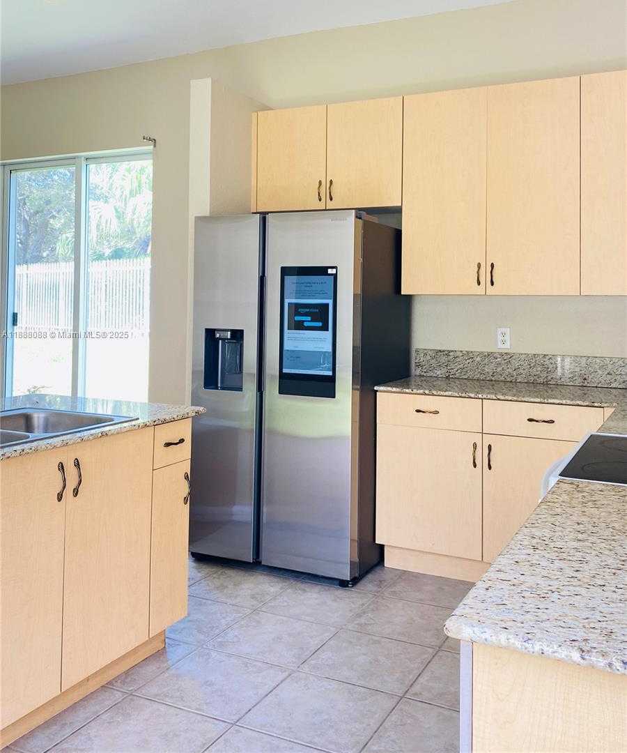 Small Image of 2247 PORTOFINO AVE, Homestead Number 8