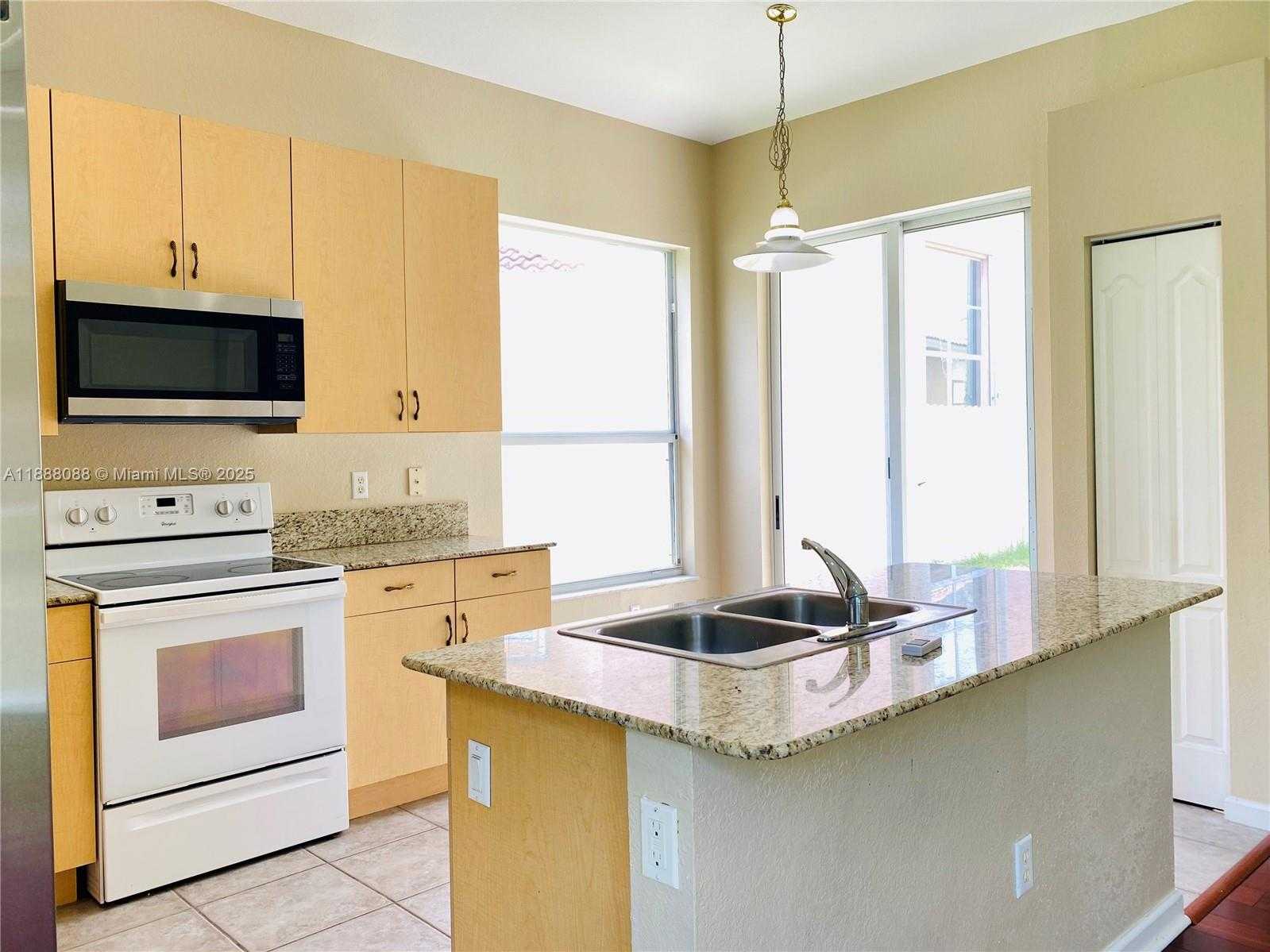 Small Image of 2247 PORTOFINO AVE, Homestead Number 9