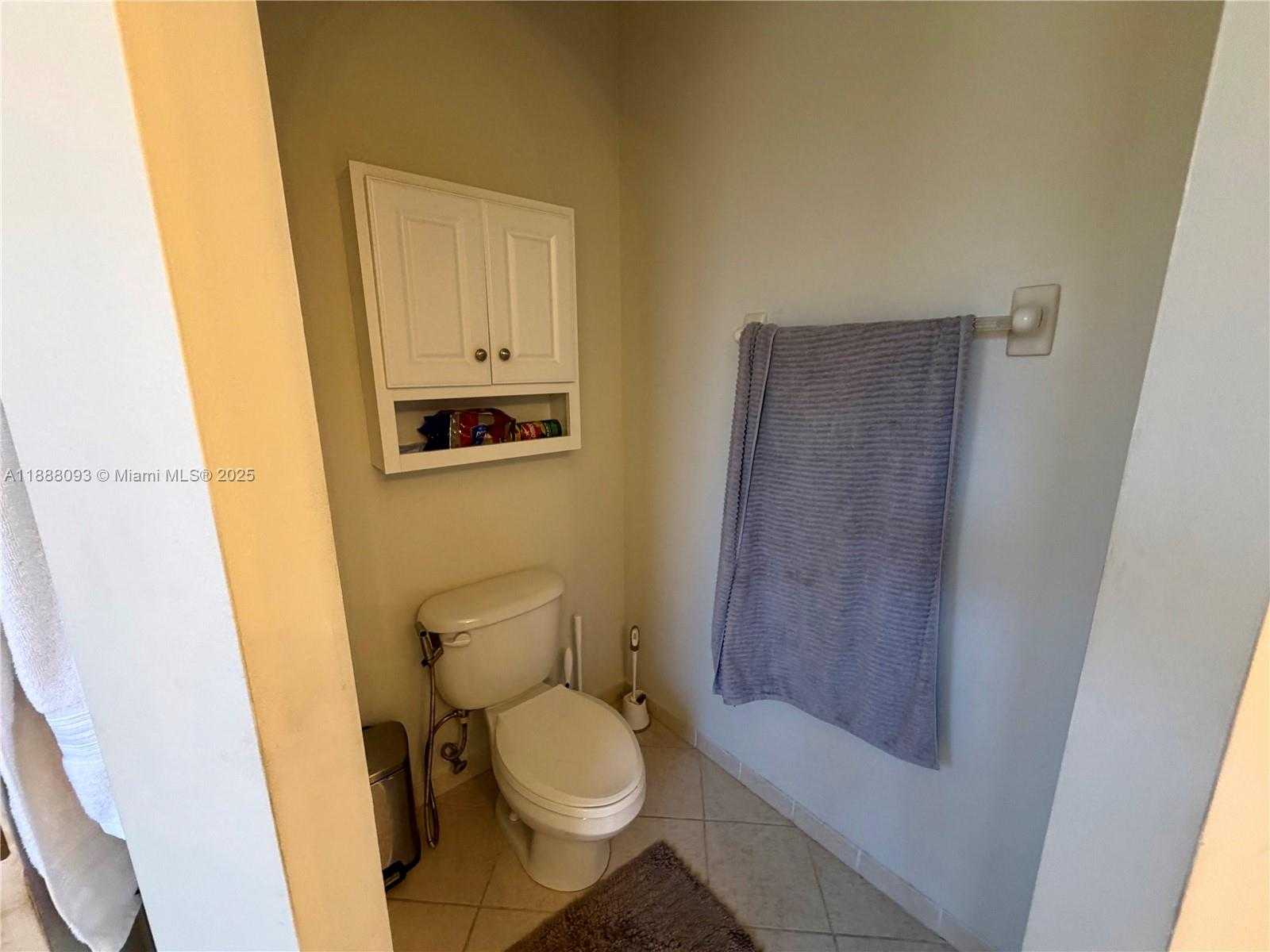 Small Image of 12951 SOUTH WEST 133RD ST, Miami Number 16