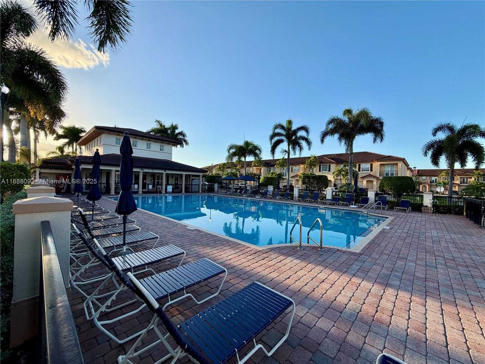 Small Image of 12951 SOUTH WEST 133RD ST, Miami Number 23